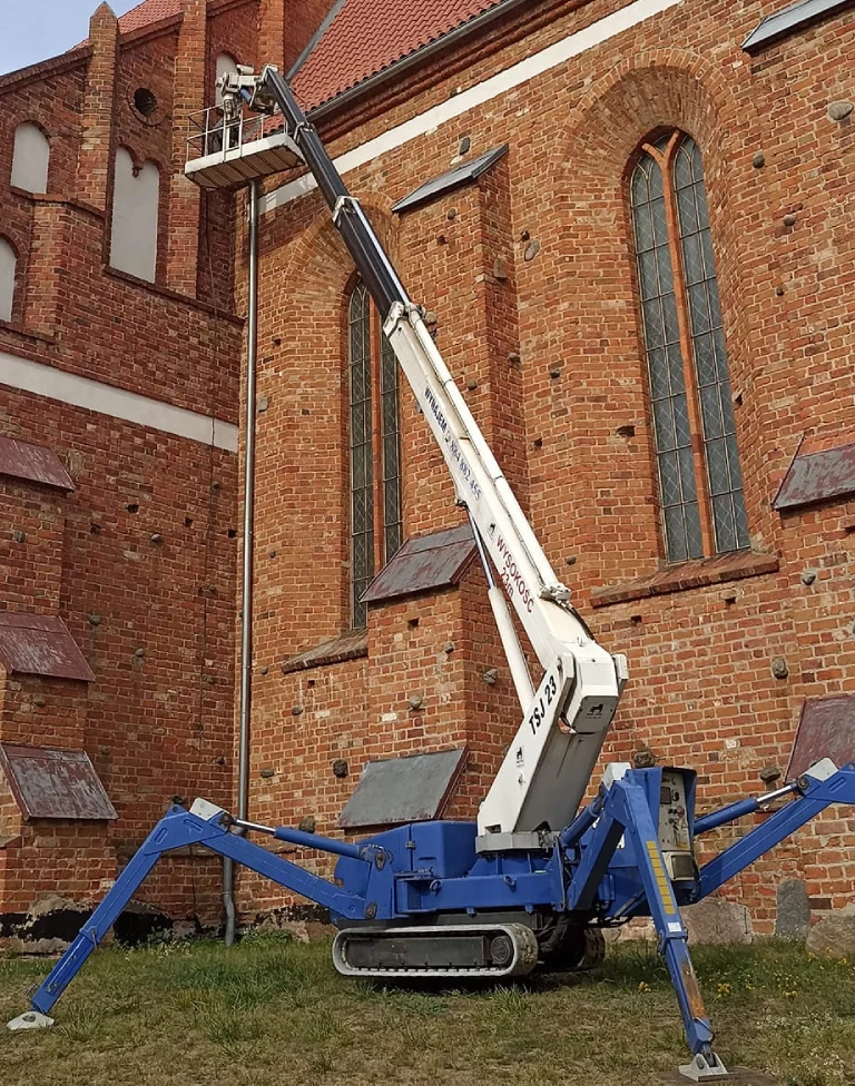zabytkowy kościół, podnośnik